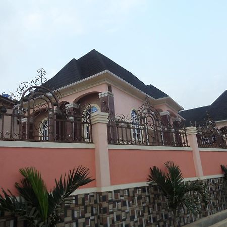 De-Zone Hotel Ikotun Esterno foto